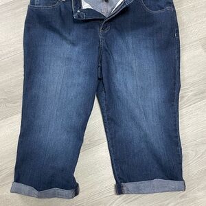 Croft‎ & Barrow Natural Fit Women's Crop Blue Denim Jeans